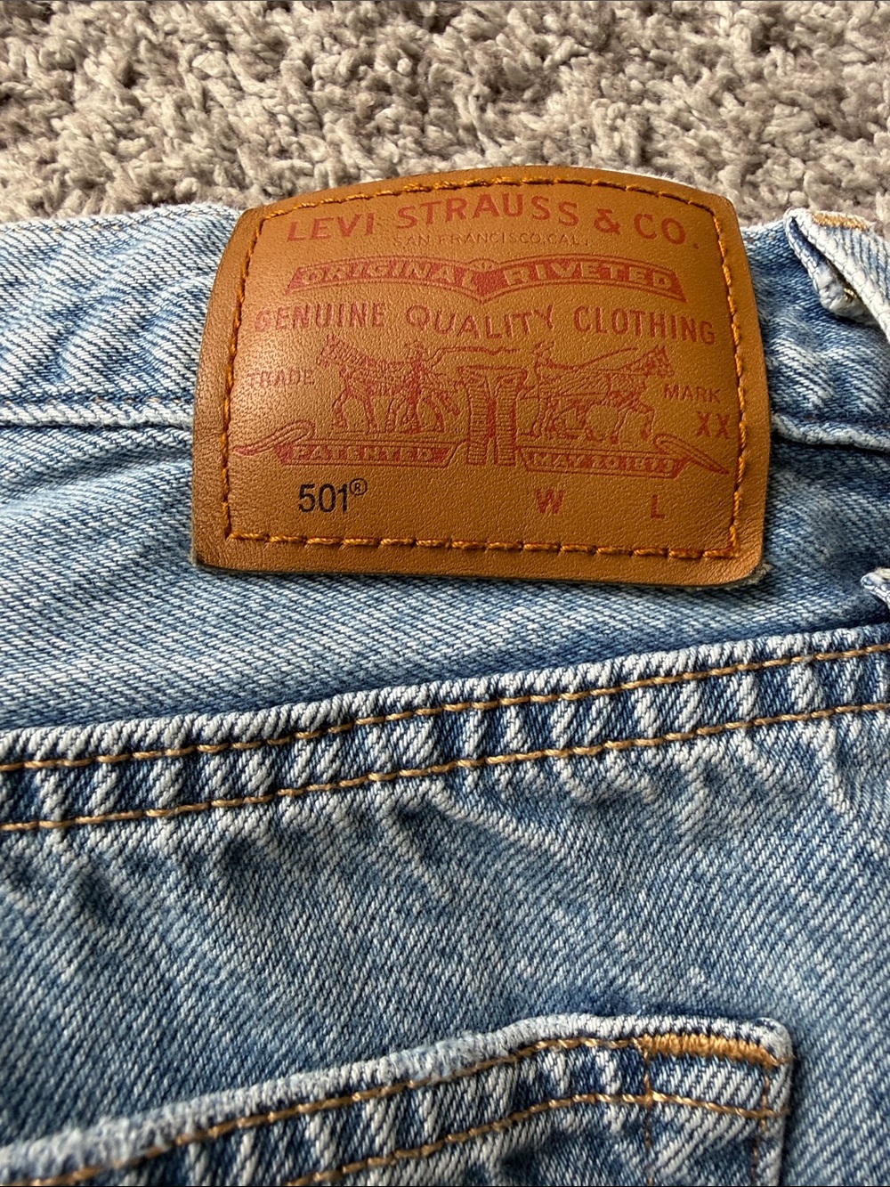 Levi's Light Blue Frayed Hem Denim Shorts - Picture 5 of 7